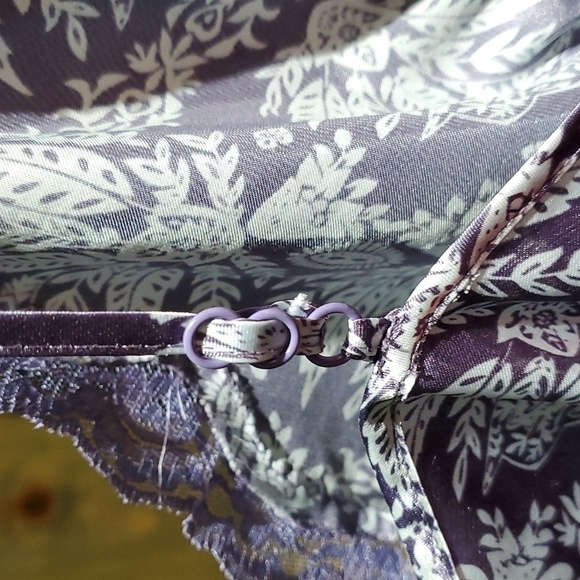 PURPLE FLORAL LACE TRIM  INTIMATES SLIP ON LINGERIE LOUNGEWEAR FEMININE - Picture 5 of 8